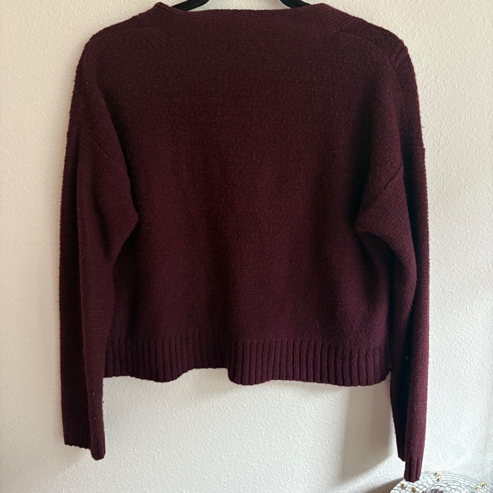 Moral Fiber Burgundy Cable Knit Cropped V‎ Neck Button Cardigan Sweater Women XL - Picture 7 of 7